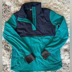 North Face Pullover Size Sm